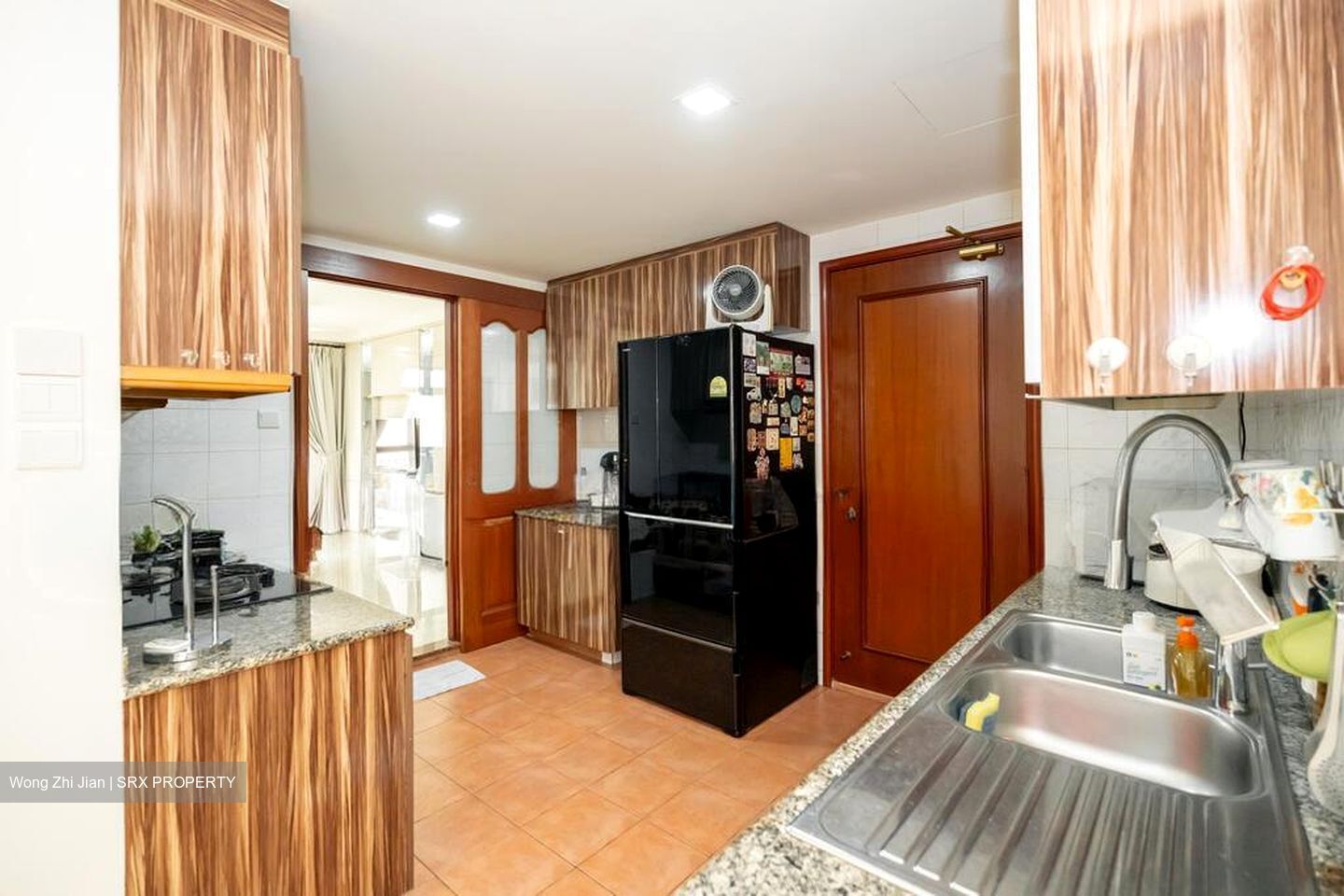 Seletaris (D27), Condominium #502666861